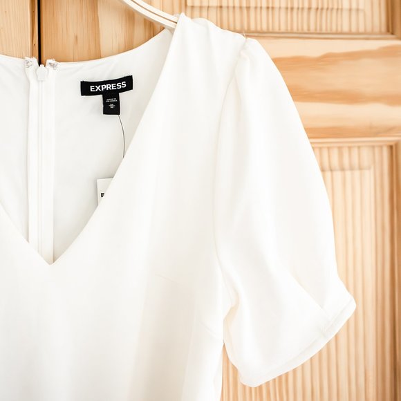 NWT Express Puff Sleeve Sheath Dress with Tie Waist in Winter White Size Medium - Picture 10 of 13